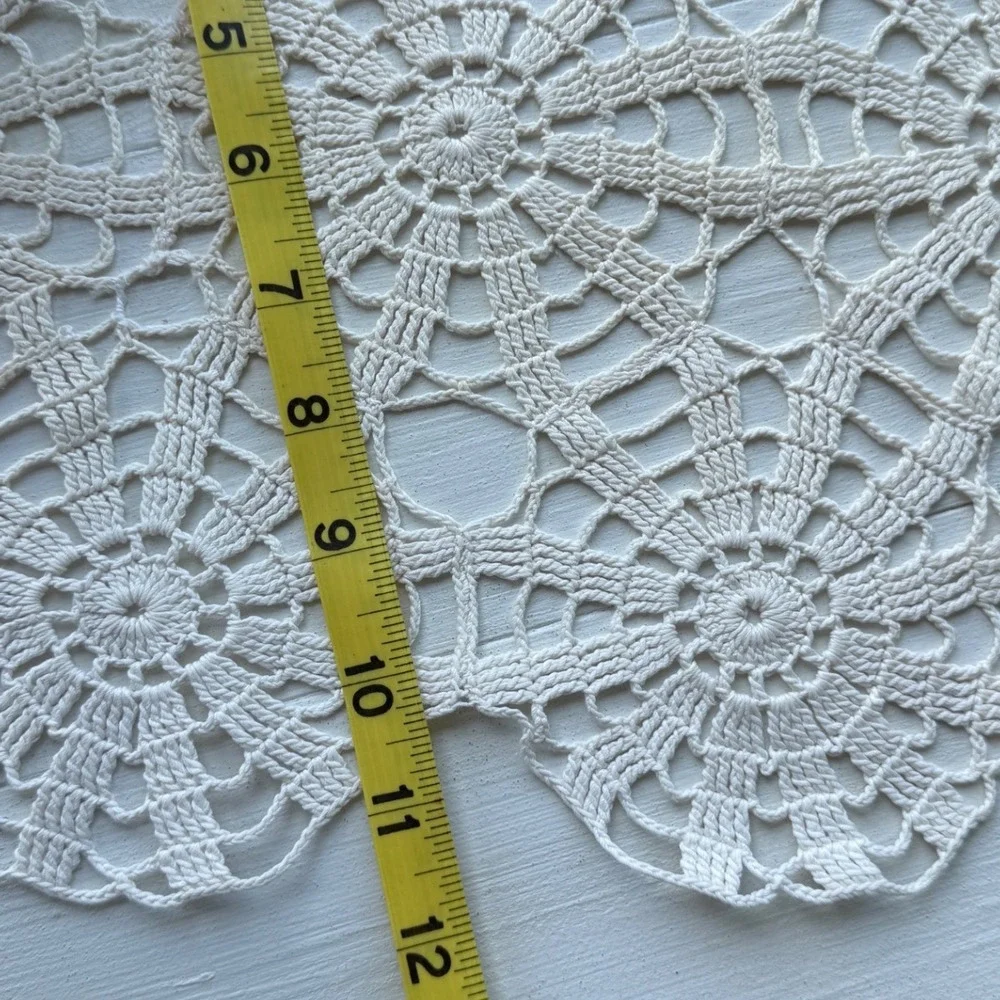 Vintage Hand Crochet Lace Dresser Mat Doily White Cotton 18x12 Floral